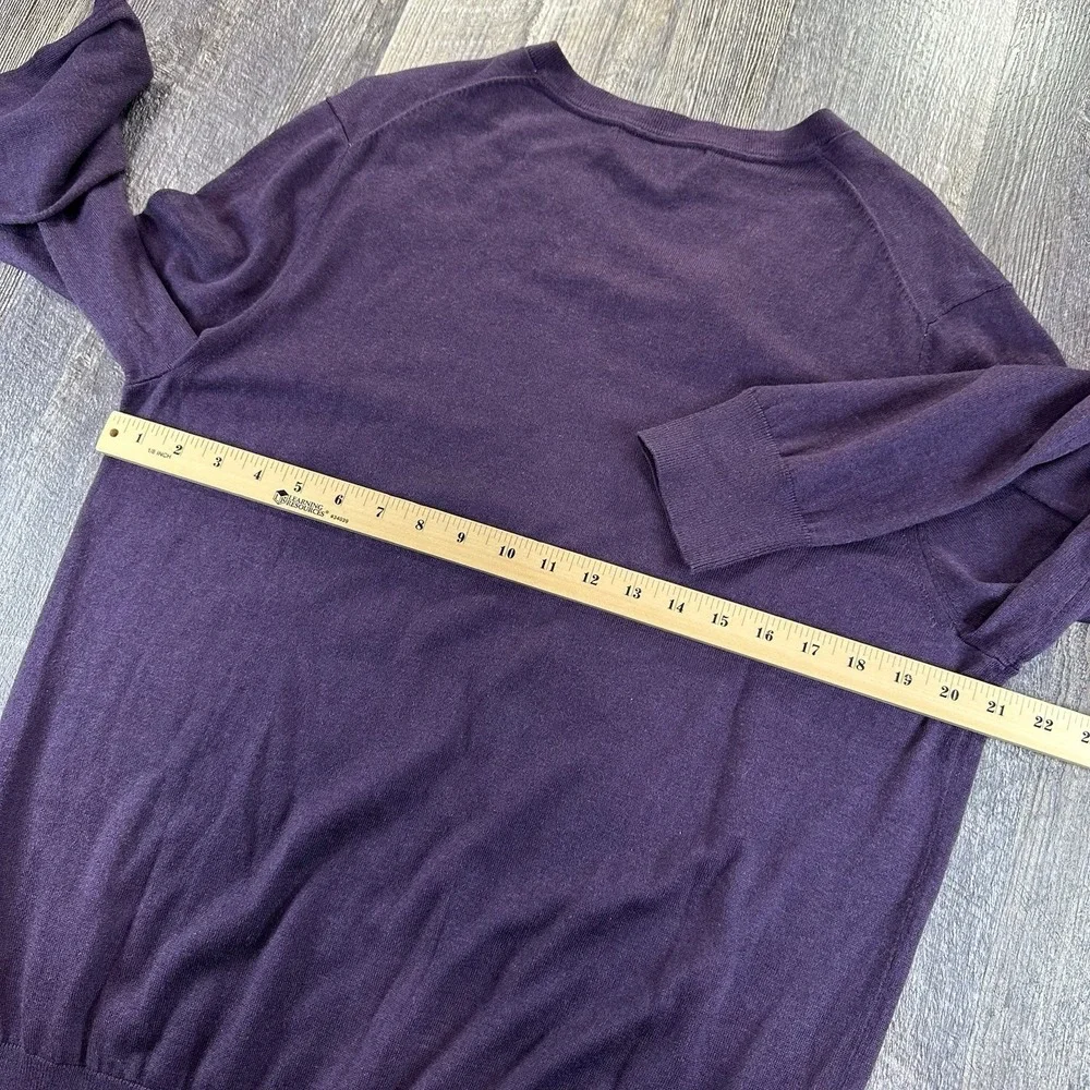 Banana Republic Silk Blend Long Sleeve V-Neck‎ Sweater Men's Size L Dark Purple